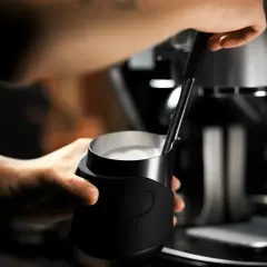 MHW-3BOMBER GT Milk Pitcher 400 Ml Black Handle-less SÜT POTU